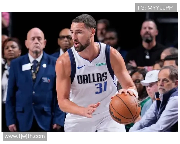 克莱正式申请加盟3大豪门球队，怒喷独行侠太过分，拒绝打替补